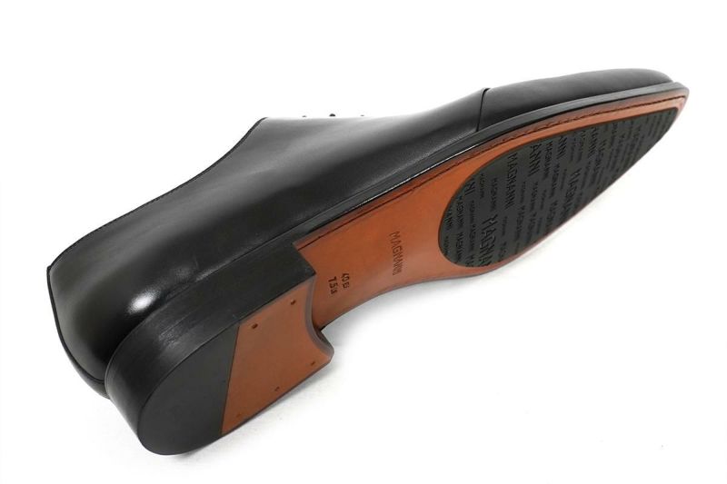 マグナーニ / MAGNANNI 斜め切り替えストレートチップ スペイン製