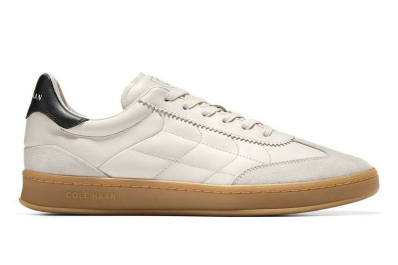 Cole•haanの靴 グランドプロ フェザーアーク レーザースニーカー mens 18900