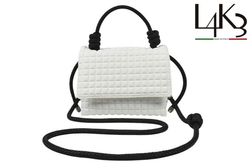 レーク バッグ ブリスティーナクキ スクエアホワイト イタリア製 