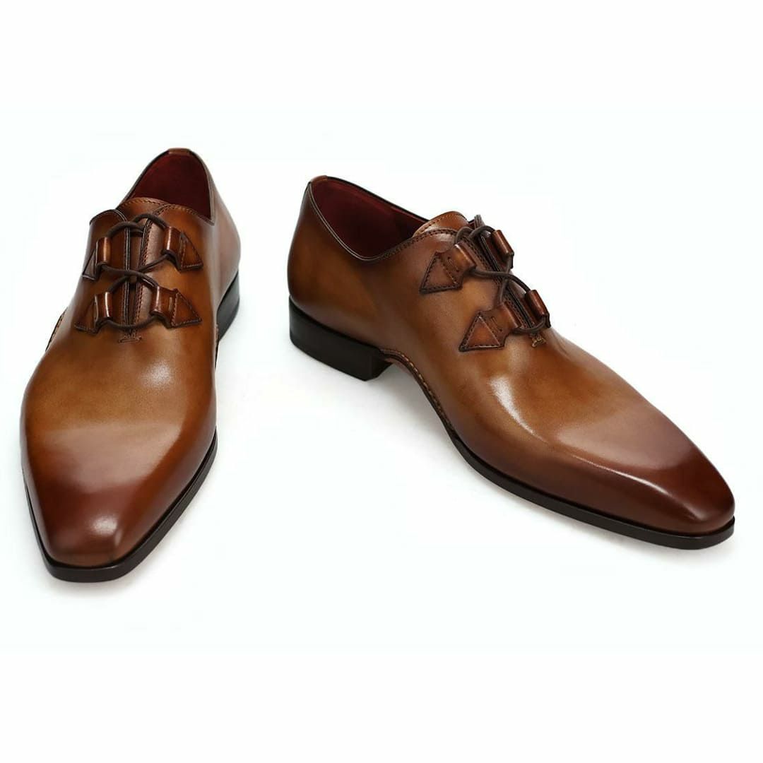 マグナーニ / MAGNANNI ホールカットギリー カストロ/ロホ スペイン製 9