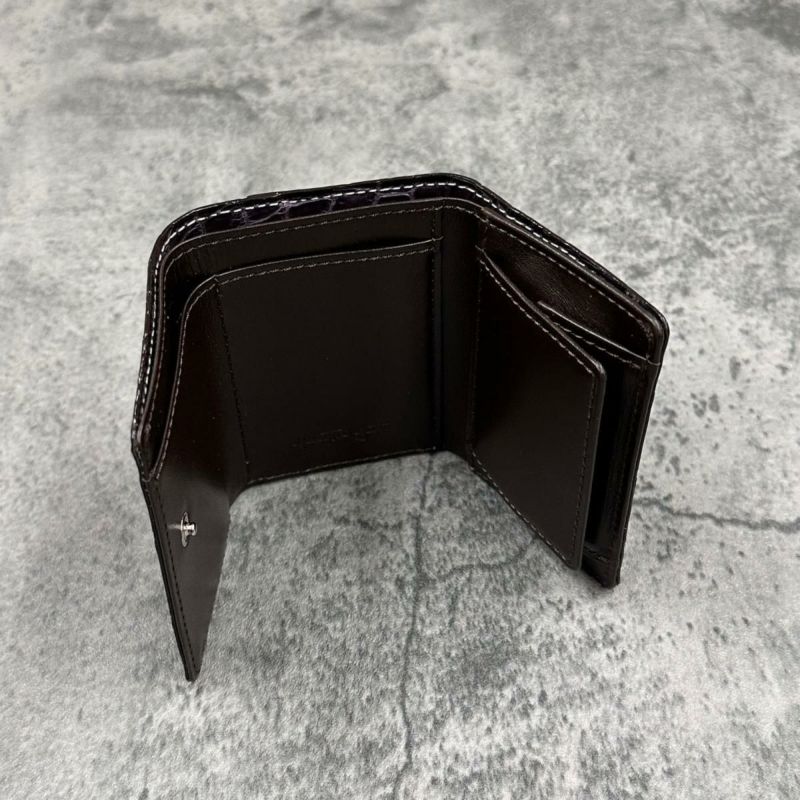クアトロガッティ 財布 クロコダイル ミニ財布(三つ折り財布) パープル 国産(日本製) Quattro Gatti 8207