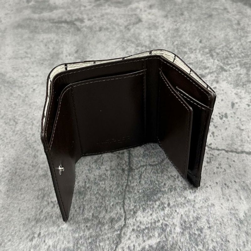 クアトロガッティ 財布 クロコダイル ミニ財布(三つ折り財布) バニラ 国産(日本製) Quattro Gatti 8207