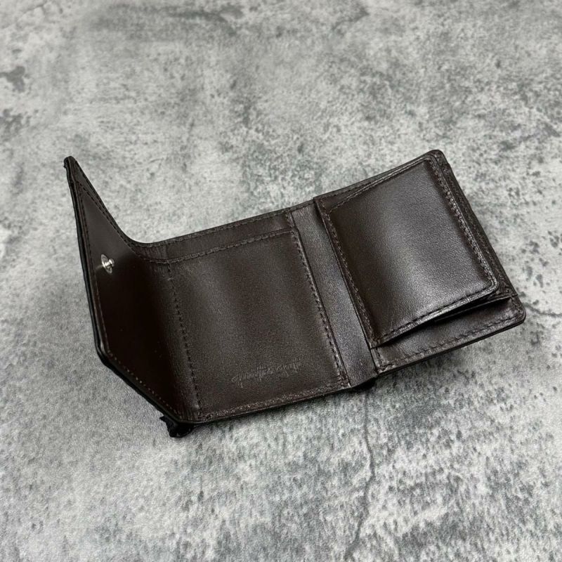 クアトロガッティ 財布 パイソン ミニ財布(三つ折り財布) ブラック 国産(日本製) Quattro Gatti 8208