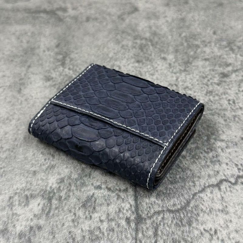  クアトロガッティ 財布 パイソン ミニ財布(三つ折り財布) ネイビー 国産(日本製) Quattro Gatti 8208
