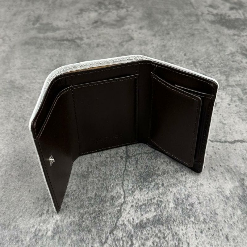 クアトロガッティ 財布 パイソン ミニ財布(三つ折り財布) ホワイト 国産(日本製) Quattro Gatti 8208