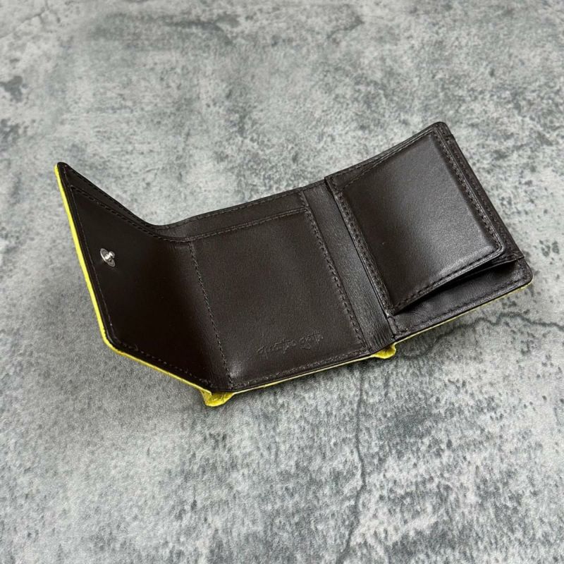 クアトロガッティ 財布 パイソン ミニ財布(三つ折り財布) イエロー 国産(日本製) Quattro Gatti 8208