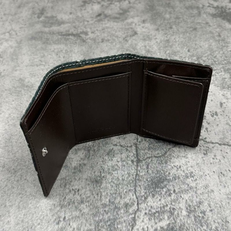 クアトロガッティ 財布 パイソン ミニ財布(三つ折り財布) リーフ/グリーン 国産(日本製) Quattro Gatti 8208sp