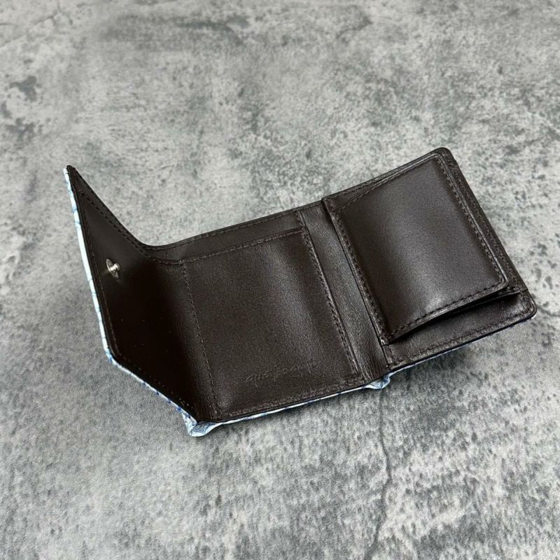 クアトロガッティ 財布 パイソン ミニ財布(三つ折り財布) ホワイト/ブルー 国産(日本製) Quattro Gatti 8208sp