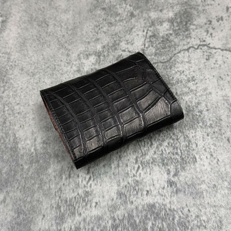 クアトロガッティ 財布 クロコダイル ミニ財布(三つ折り財布) ブラック 国産(日本製) Quattro Gatti 8213