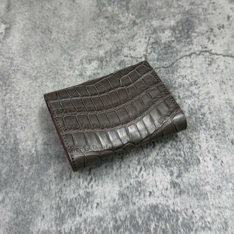 クアトロガッティ 財布 クロコダイル ミニ財布(三つ折り財布) グレー 国産(日本製) Quattro Gatti 8213