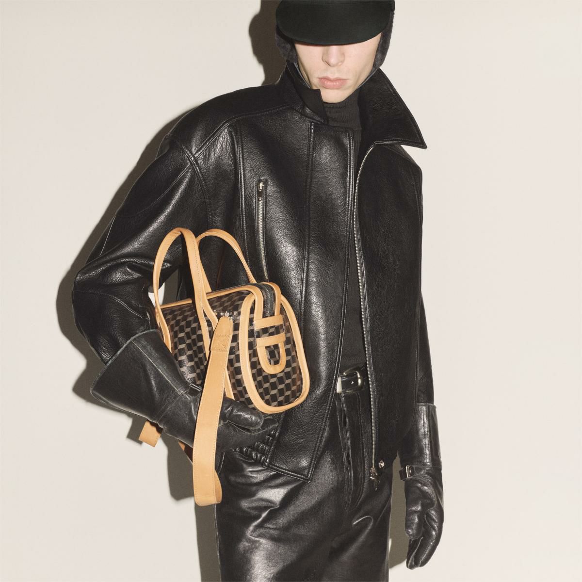 ピエール アルディ ミニキャブバッグ PIERRE HARDY adv06fa25cvccf