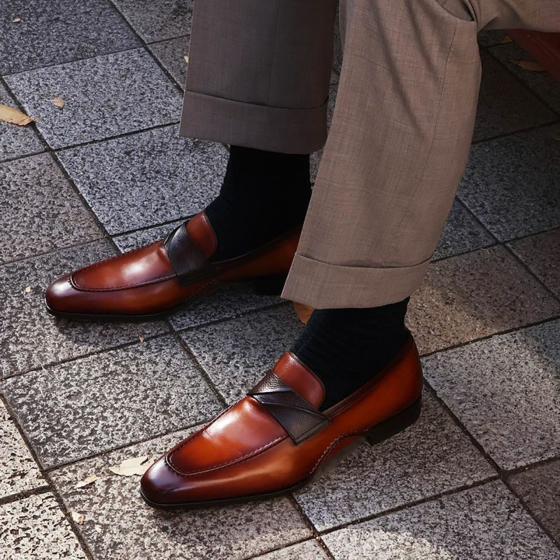 マグナーニ / MAGNANNI　ローファー　着用