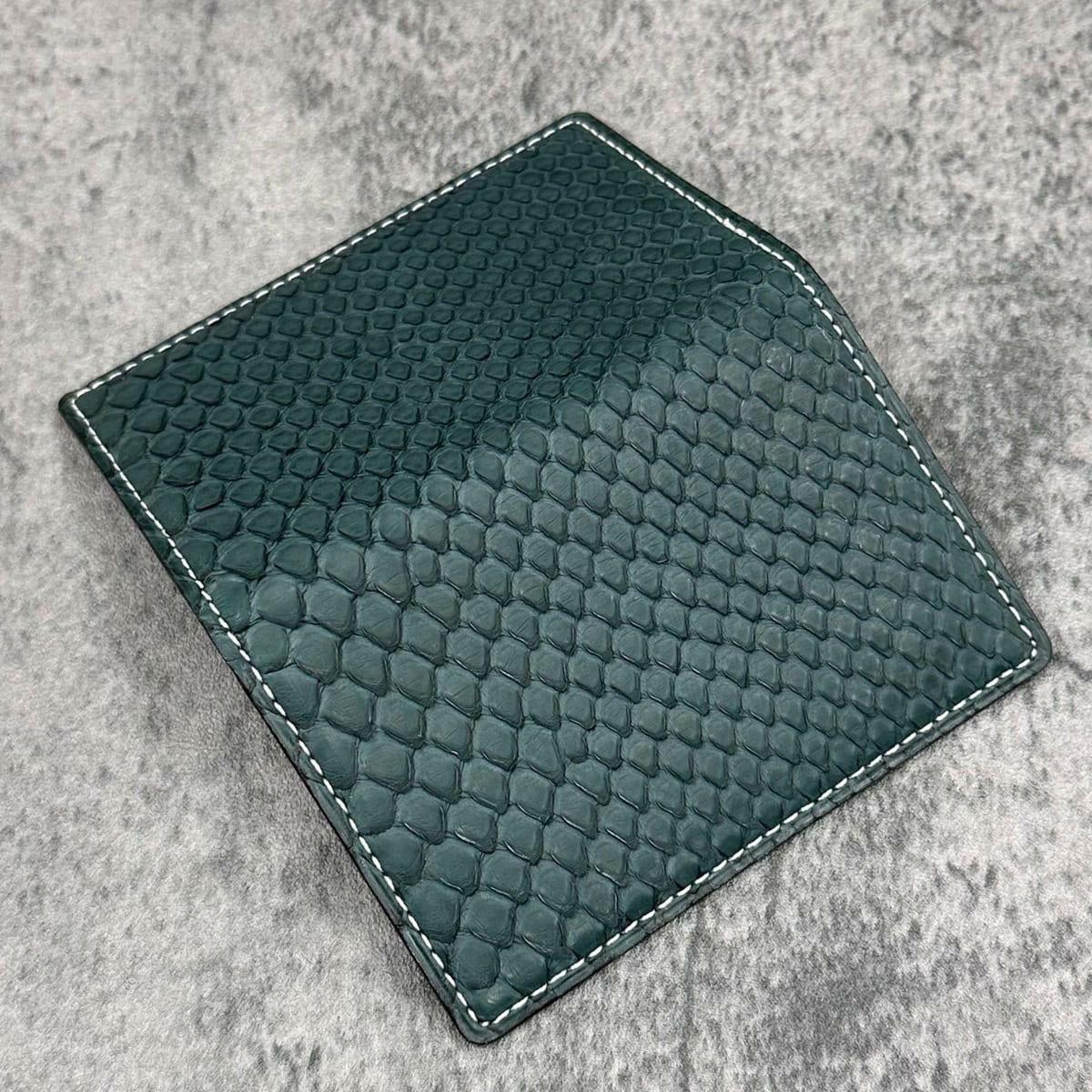 クアトロガッティ パイソン カード入れ (名刺入れ) グリーン 国産(日本製) Quattro Gatti 8210　3