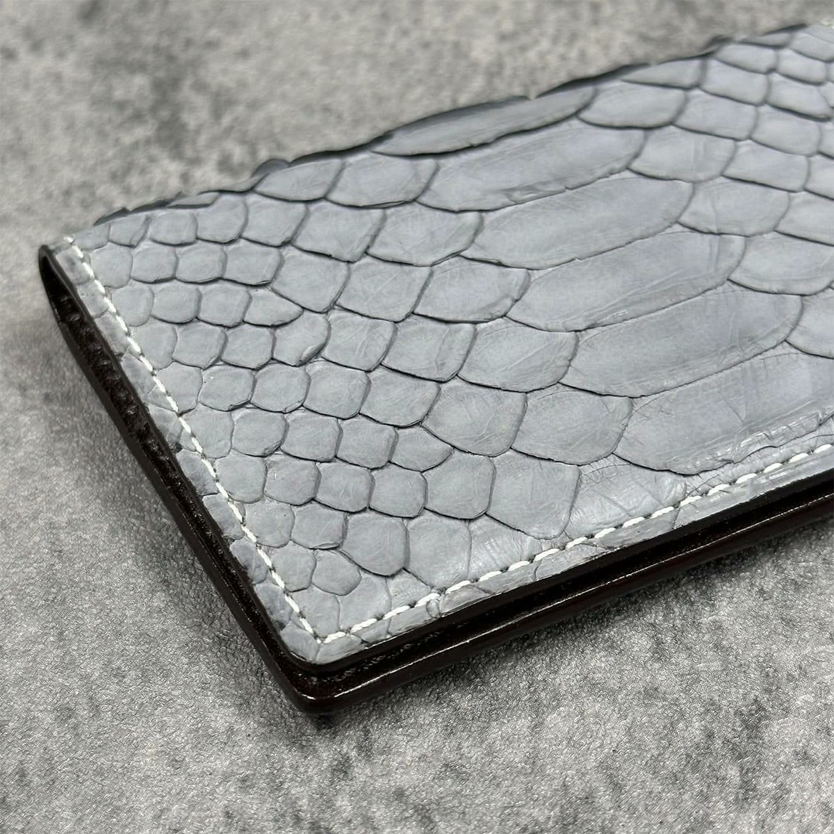 クアトロガッティ バッグ パイソン カード入れ (名刺入れ) グレー 国産(日本製) Quattro Gatti 8210　2