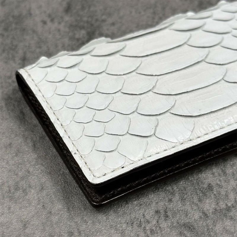 クアトロガッティ パイソン カード入れ (名刺入れ) ホワイト 国産(日本製) Quattro Gatti 8210　2